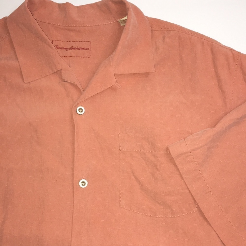 Tommy Bahama short sleeve size M excellent condition